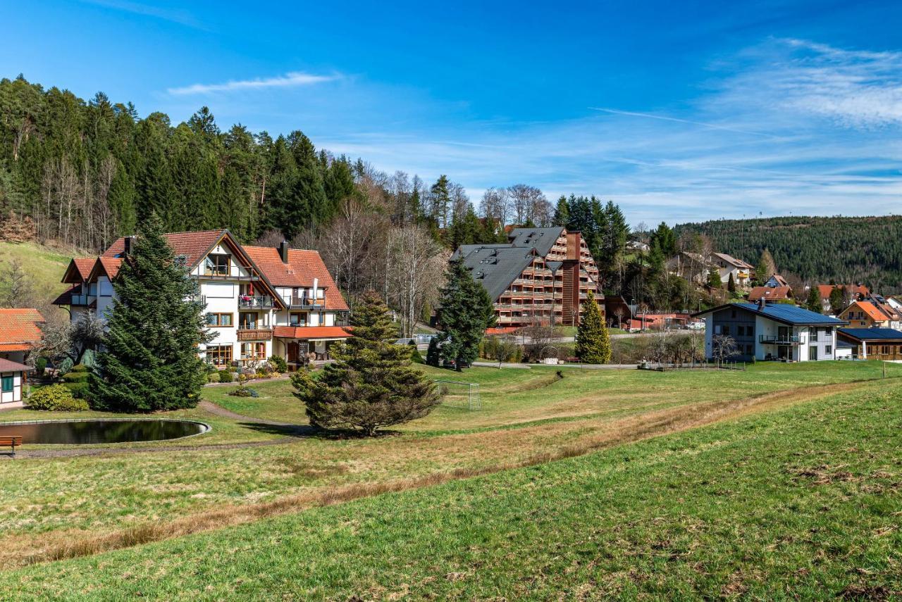 Schwarzwald Woelkchen Appartement Baiersbronn Buitenkant foto
